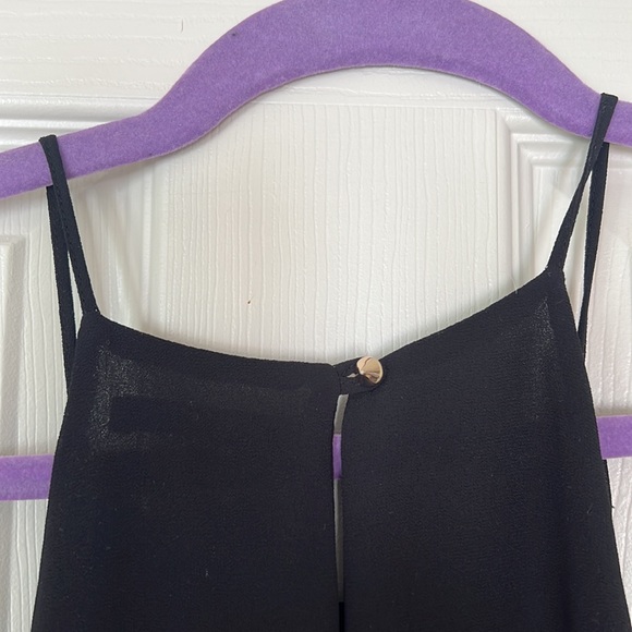 Staccato black two layer sheer pleated sleeveless top large - Picture 4 of 6